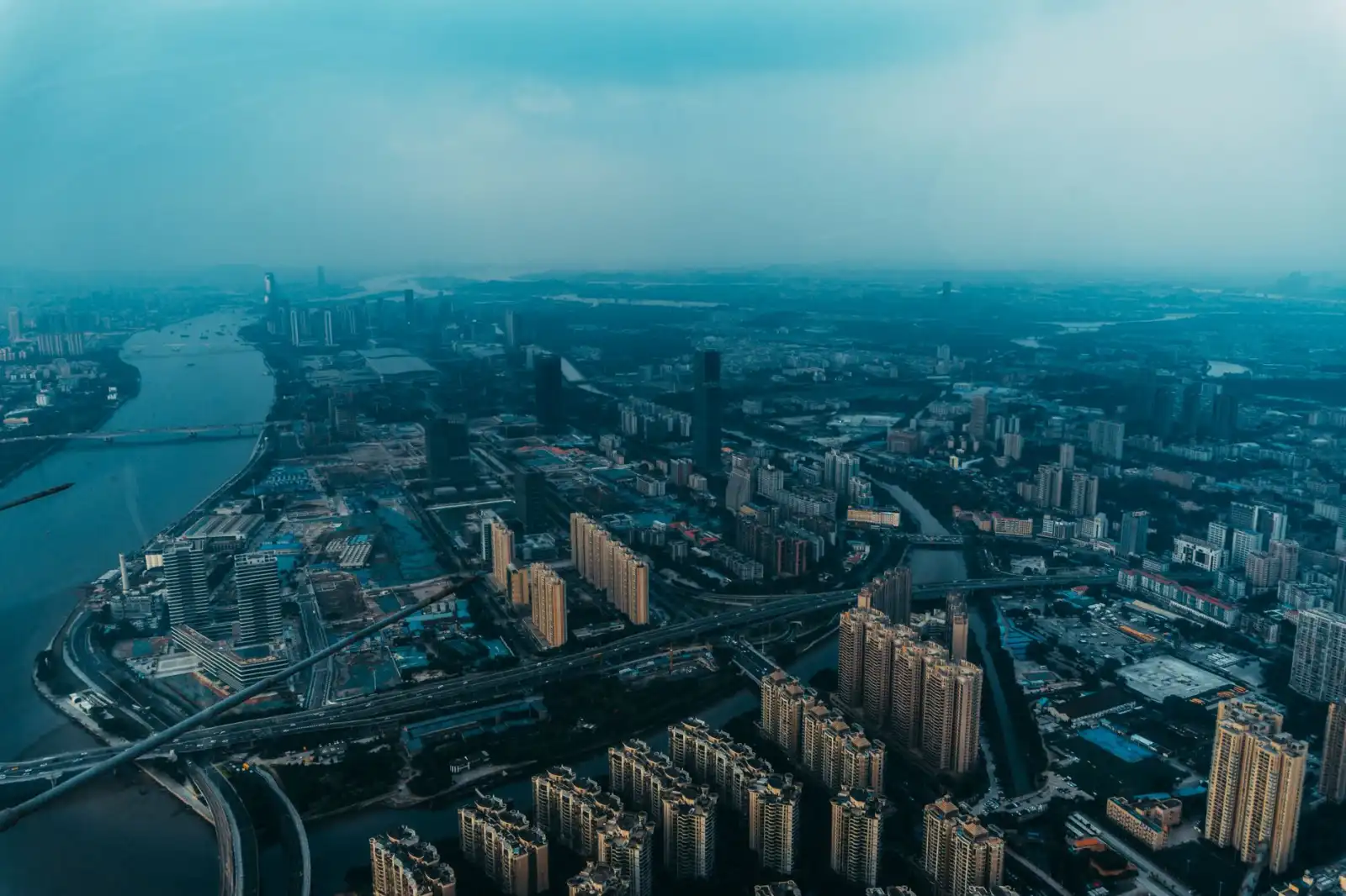 2024年南宁广告服务市场价格走势与标识标牌成本分析