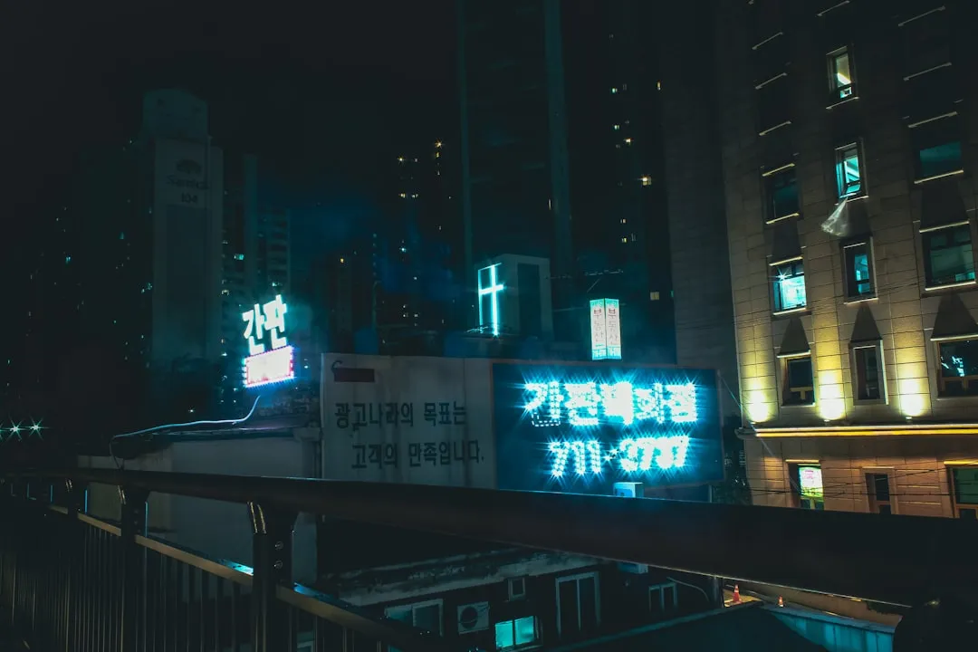 广告服务行业标识标牌工程新工艺应用与优势分析