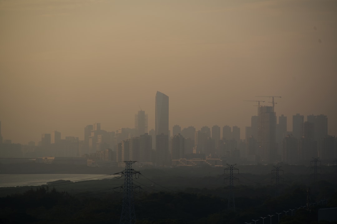 南宁广告标识标牌工程中的材料选择与耐用性分析